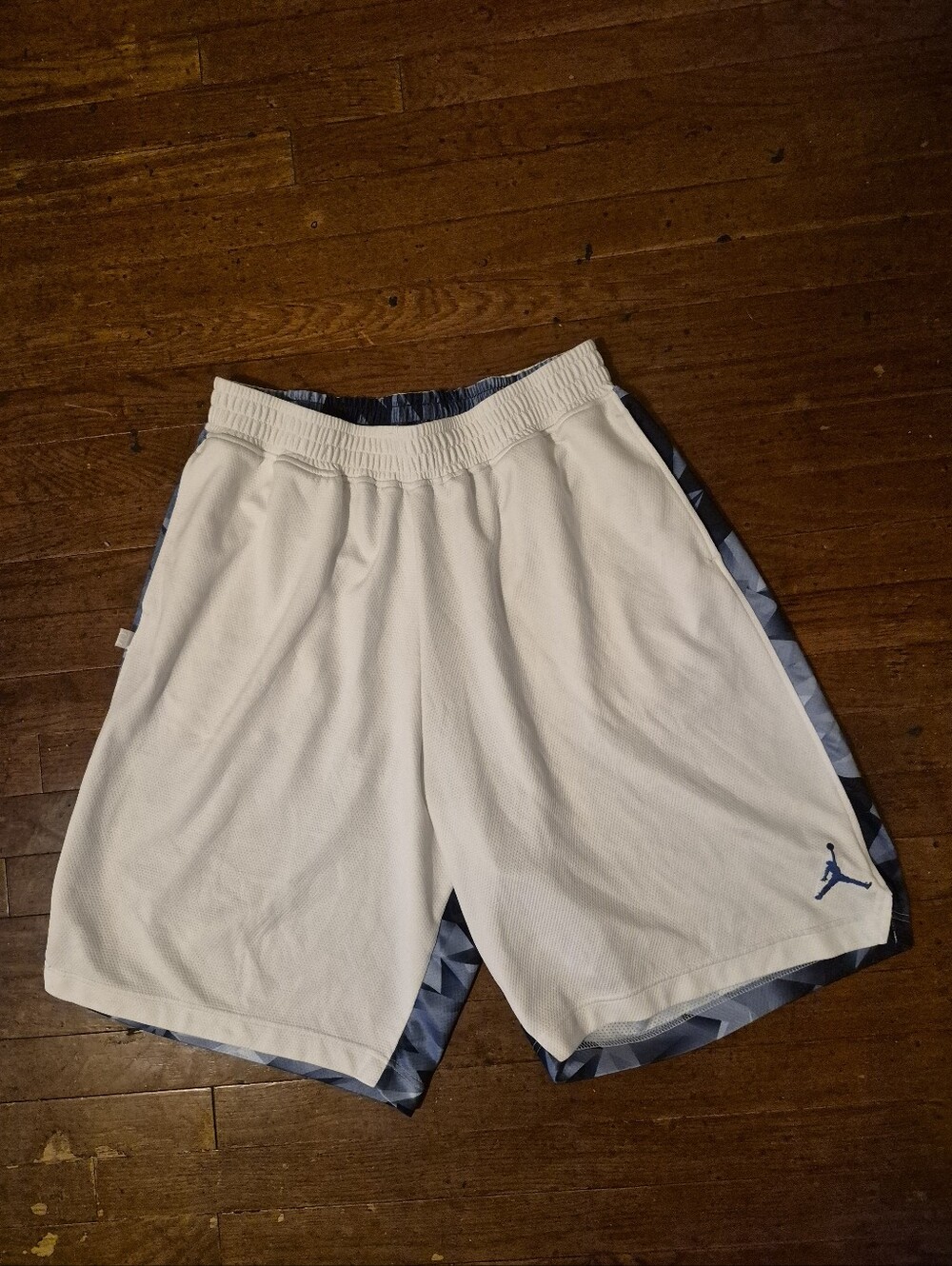 Jordan White Basketball Shorts with Navy Accent Mens Sz 2XL